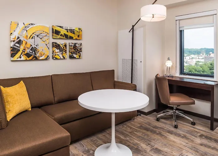 Hotel By Marriott Oakland/university Place 3*