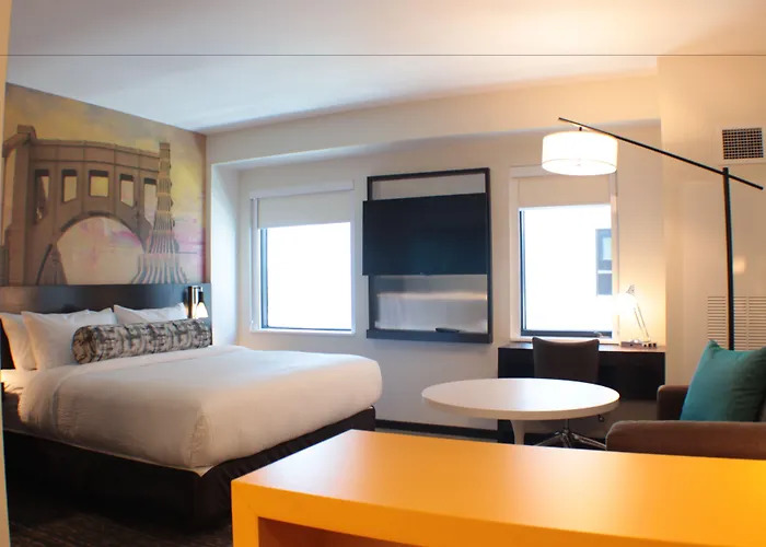 Hotel By Marriott Oakland/university Place 3*
