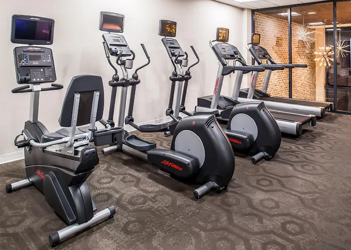 By Marriott Oakland/university Place Hotel 3*