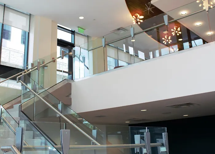 By Marriott Oakland/university Place Hotel 3*