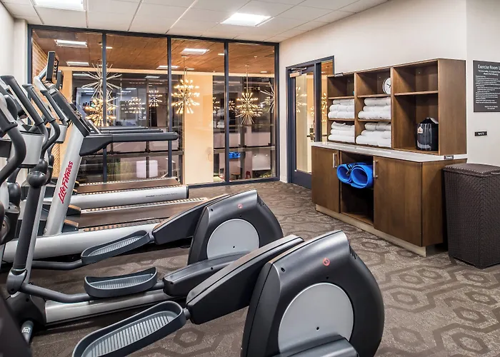 By Marriott Oakland/university Place Hotel 3*