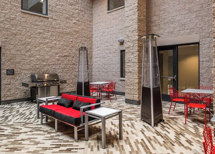 Hotel By Marriott Oakland/university Place 3*